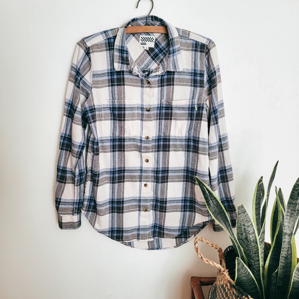 Vans Button down plaid long sleeve top